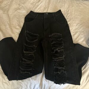 Black Baggy distressed mom jeans